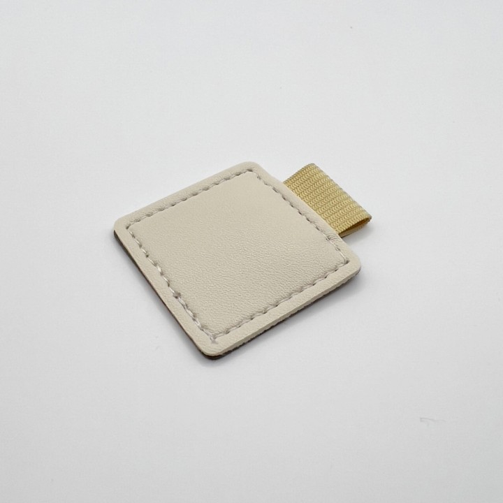 Samoprzylepny uchwyt na długopis do notesu – kwadrat