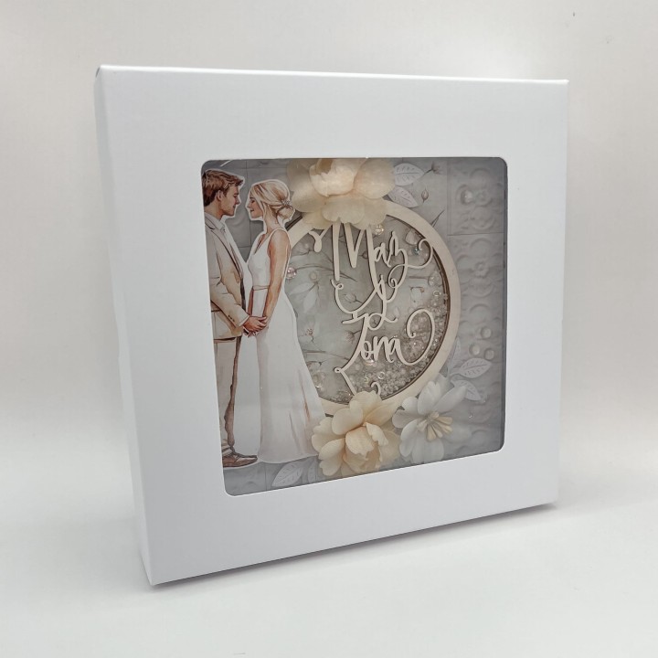 Kartka ślubna pastelowa Mąż i Żona z shakerem i kwiatami 3D w pudełku – rękodzieło Marta Zaborowska