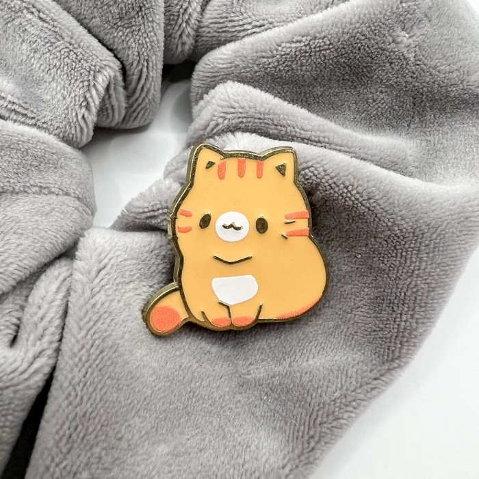 przypinka-pins-kot-kotek.jpg