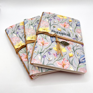 craftvena-notes-journa-z-rzemykiem-kwiaty-wzor1 (1).png